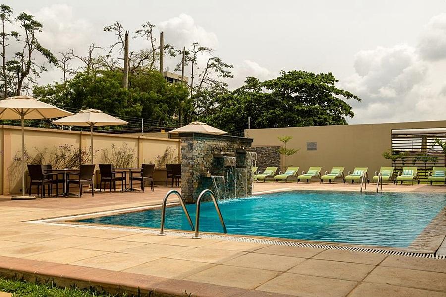 Protea Hotel By Marriott Benin City Select Emotan Esterno foto
