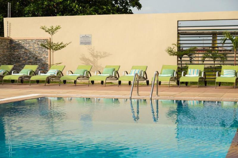 Protea Hotel By Marriott Benin City Select Emotan Esterno foto