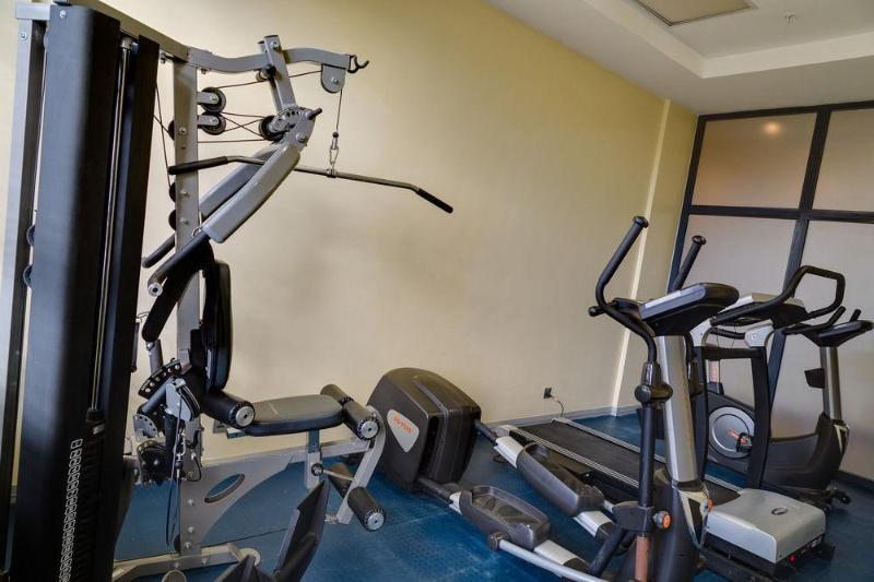 Protea Hotel By Marriott Benin City Select Emotan Esterno foto