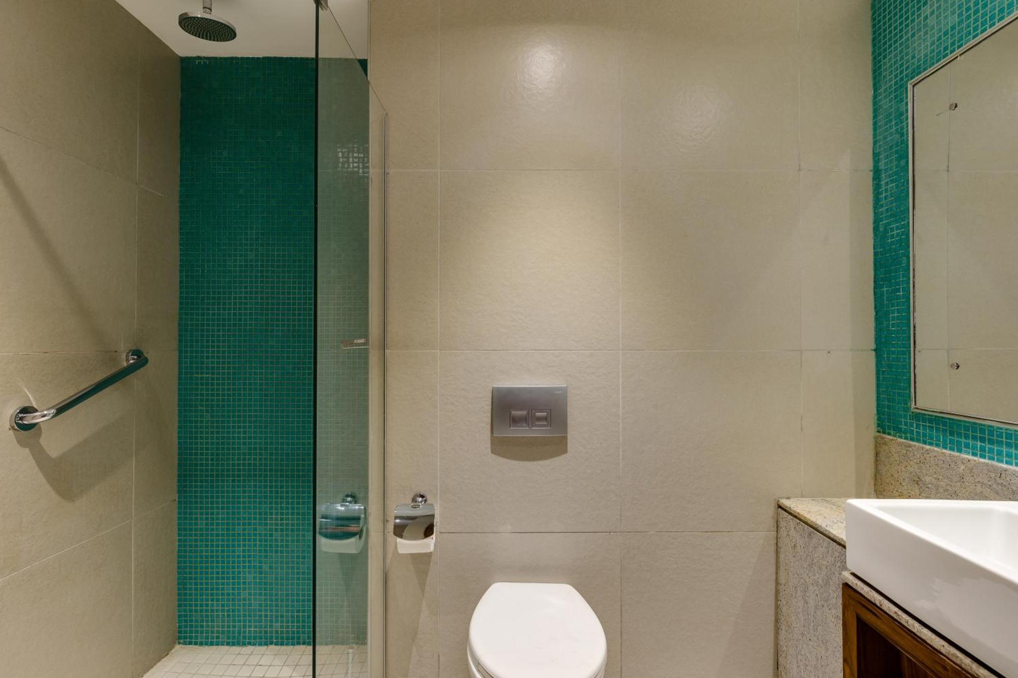 Protea Hotel By Marriott Benin City Select Emotan Esterno foto